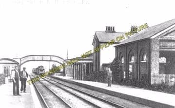Amberley Railway Station Photo. Pulborough - Arundel. Littlehampton Line. (2)