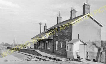 Ampleforth Railway Station Photo. Gilling - Coxwold. Pilmoor Line. (1)..