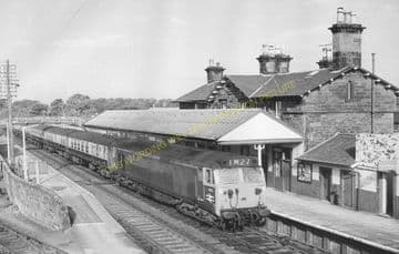 Annan Railway Station Photo. Dornock - Cummertrees. Gretna to Dumfries Line. (7)