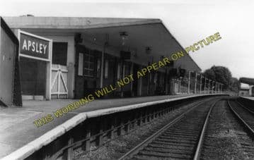 Apsley Railway Station Photo. King's Langley - Hemel Hempsted. Watford Line. (1)