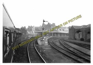 Arbroath Railway Station Photo. Dundee & Arbroath Joint Railway. (2)
