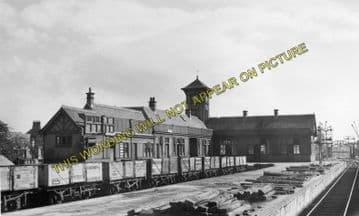Ardrossan Town (North) Railway Station Photo. Caledonian Railway. (1)