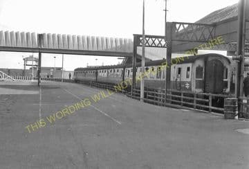 Ardrossan Winton Pier Railway Station Photo. Glasgow & South Western Railway (4).