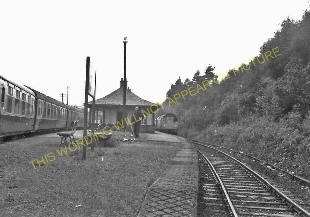 Whistlefield Arrochar & Tarbet Railway Station Photo 2 Ardlui. 