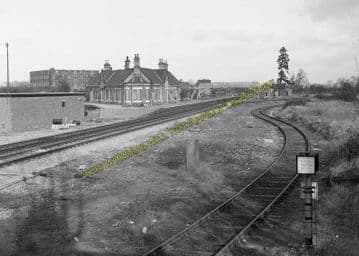 Ashchurch Railway Station Photo. Cleeve to Tewkesbury Bredon and Beckford. (28)