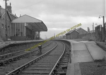 Ashington Railway Station Photo. Newbiggin - North Seaton. Bedlington Line (6)