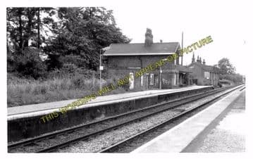Ashley Railway Station Photo. Mobberley - Hale. Knutsford to Altrincham. (2)