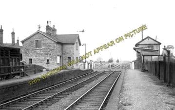Ashley & Weston Railway Station Photo. Market Harborough - Rockingham. (1)..