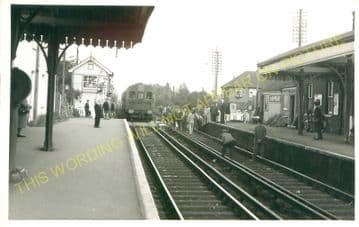 Ashtead Railway Station Photo. Epsom - Leatherhead. Sutton to Effingham Jc. (14)