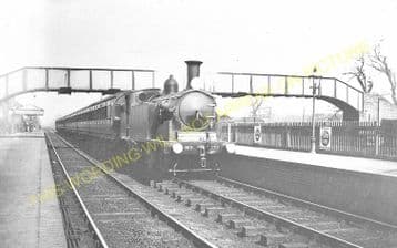 Ashtead Railway Station Photo. Epsom - Leatherhead. Sutton to Effingham Jc. (6)