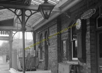 Ashurst Railway Station Photo. Groombridge - Cowden. Edenbridge Line. (11)