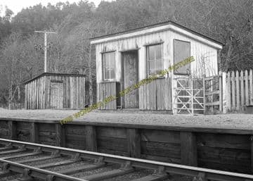 Attadale Railway Station Photo. Strathcarron - Strome Ferry. Dingwall Line. (2)