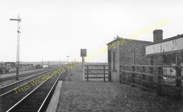 Auchengray Railway Station Photo. Cobbinshaw - Carnwath. Carstairs Line. (1).
