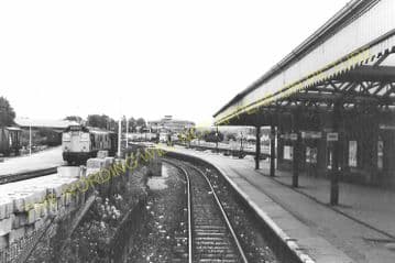 Aylesbury Joint Railway Station Photo. Stoke Mandeville - Waddesdon Manor. (15)