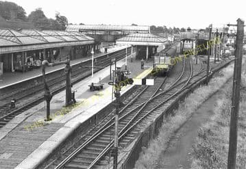 Aylesbury Joint Railway Station Photo. Stoke Mandeville - Waddesdon Manor. (17)