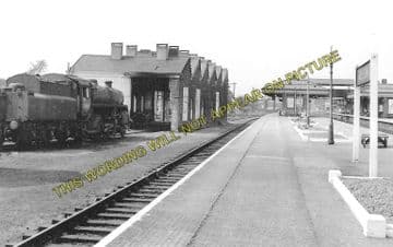 Aylesbury Joint Railway Station Photo. Stoke Mandeville - Waddesdon Manor. (5)