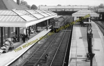 Aylesbury Joint Railway Station Photo. Stoke Mandeville - Waddesdon Manor. (9)