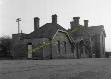 Aylsham South Railway Station Photo. Cawston - Buxton Lamas. Wroxham Line. (3)