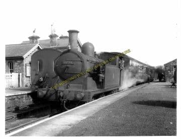 Aysgarth Railway Station Photo. Redmire - Askrigg. Wensley to Hawes Line. (2)