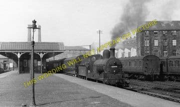 Bacup Railway Station Photo. Stacksteads - Britannia. Stubbins to Rochdale. (3)