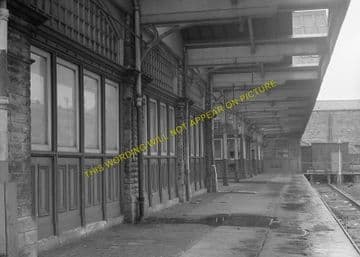 Bacup Railway Station Photo. Stacksteads - Britannia. Stubbins to Rochdale. (7)