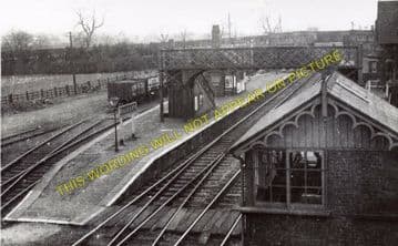 Baguley Railway Station Photo. Altrincham - Northenden. Cheadle Line. CLC. (1)