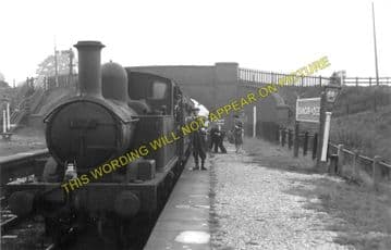 Bangor-on-Dee Railway Station Photo. Marchwiel - Overton. Wrexham Line. (3)
