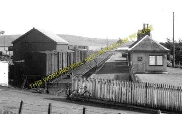 Bankfoot Railway Station Photo. Strathord, Luncarty and Perth Line. (4)