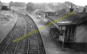 Banknock Railway Station Photo. Colzium - Dennyloanhead. Kilsyth to Larbert. (1)..