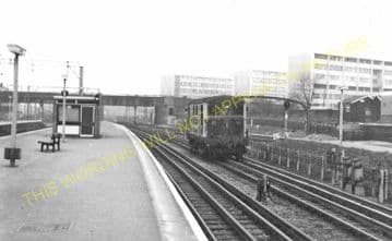 Barking Railway Station Photo. East Ham to Dagenham and Rainham Lines. LT&SR (12)