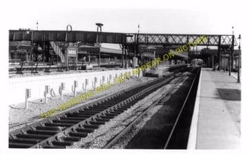 Barking Railway Station Photo. East Ham to Dagenham and Rainham Lines. LT&SR (7)