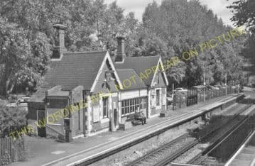 Barming Railway Station Photo. Maidstone - Malling. Sevenoaks Line. SE&CR. (6)