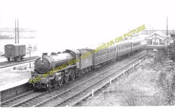 Barnby Dun Railway Station Photo. Doncaster - Stainforth & Hatfield. GCR. (4)