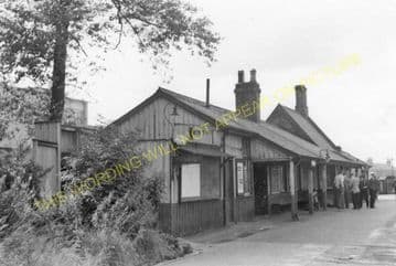 Barnoldswick Railway Station Photo. Earby Line. Midland Railway. (7)