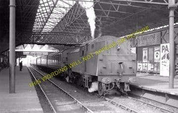 Barnsley Court House Railway Station Photo. Midland Railway. (3)