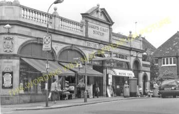 Baron's Court Railway Station Photo. West Kensington - Hammersmith. District (3)