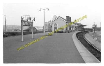 Barry Docks Railway Station Photo. Cadoxton - Rhoose. Barry Railway. (1)