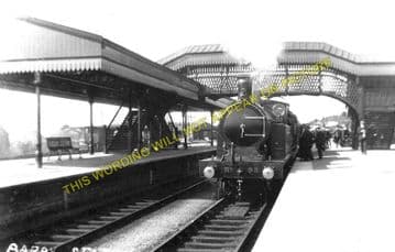 Barry Railway Station Photo. Cadoxton - Rhoose. Cardiff to Aberthaw Line (1)