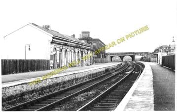 Batley Railway Station Photo. Staincliffe to Birstal and Morley Lines. (3)