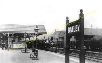 Batley Railway Station Photo. Staincliffe to Birstal and Morley Lines. (4)
