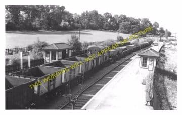 Bayford Railway Station Photo. Cuffley & Goff's Oak - Hertford. GNR. (4)