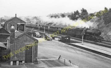 Beaconsfield Railway Station Photo. Gerrards Cross - High Wycombe. GCR & GWR (22)