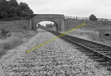 Beanacre Railway Station Photo. Lacock - Melksham. Chippenham to Trowbridge (2)