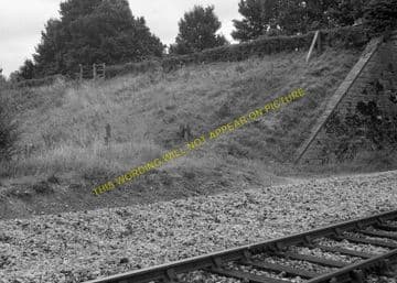 Beanacre Railway Station Photo. Lacock - Melksham. Chippenham to Trowbridge (3)