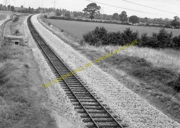 Beanacre Railway Station Photo. Lacock - Melksham. Chippenham to Trowbridge (6).