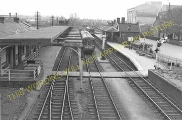 Bedford St Johns Railway Station Photo. Bedford to Willington. Sandy Line (16)