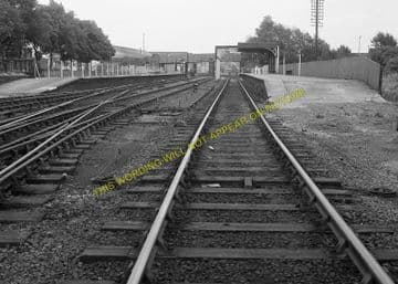 Bedford St Johns Railway Station Photo. Bedford to Willington. Sandy Line (5)