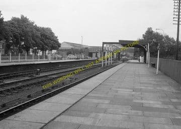 Bedford St Johns Railway Station Photo. Bedford to Willington. Sandy Line (6)