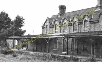 Bembridge Railway Station Photo. St. Helens and Brading Line. Isle of Wight (11)