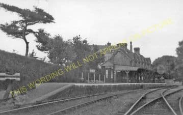 Bembridge Railway Station Photo. St. Helens and Brading Line. Isle of Wight (9)